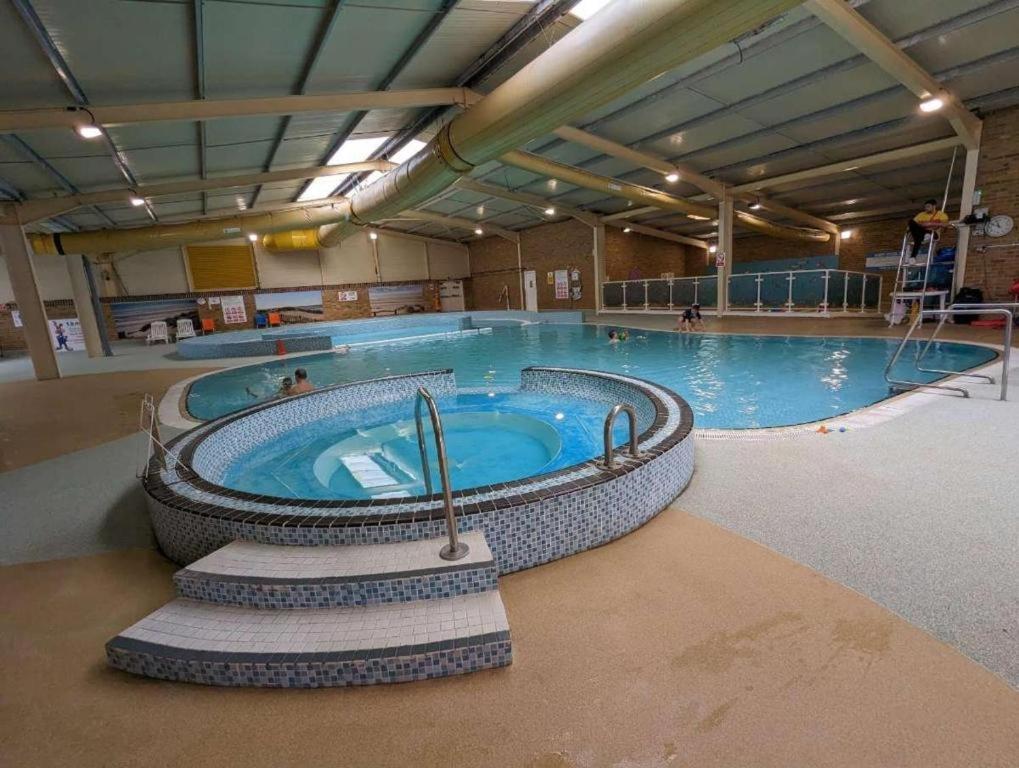 Big Boss Caravan-Camber Sands, Free Wi-Fi, Netflix, Parking Bagian luar foto