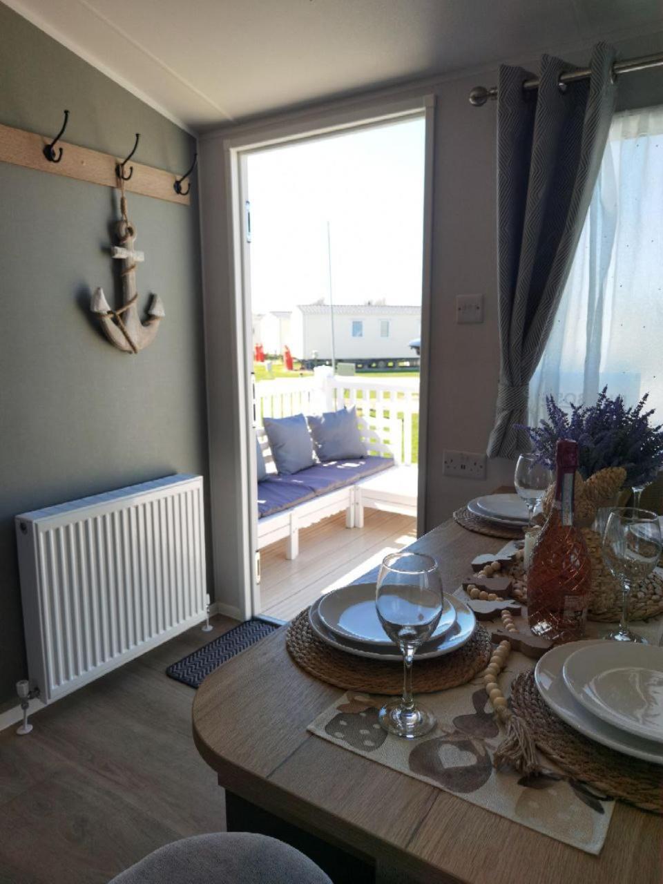 Big Boss Caravan-Camber Sands, Free Wi-Fi, Netflix, Parking Bagian luar foto
